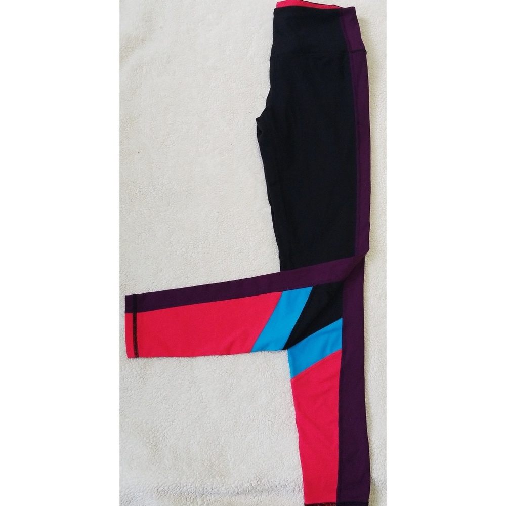 Victoria's secret Knockout Leggings - Picture 4 of 5